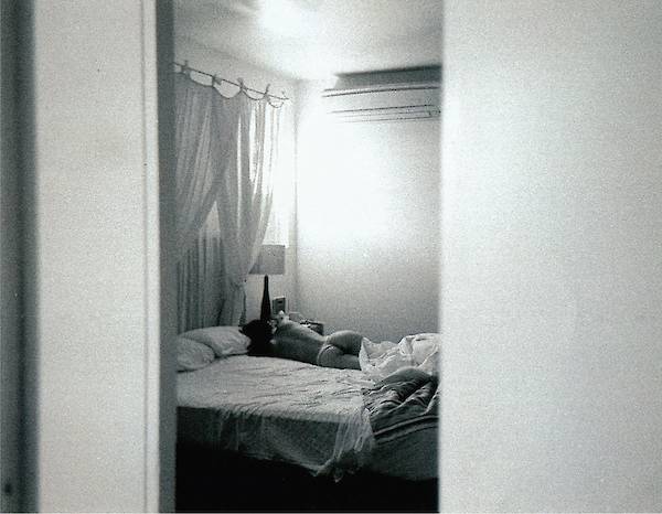 Bed nudes b&w Vogue Kate Moss fashion photography timeless inspo timeless lindbergh newton avedon demarchelier meisel Alaia Chanel